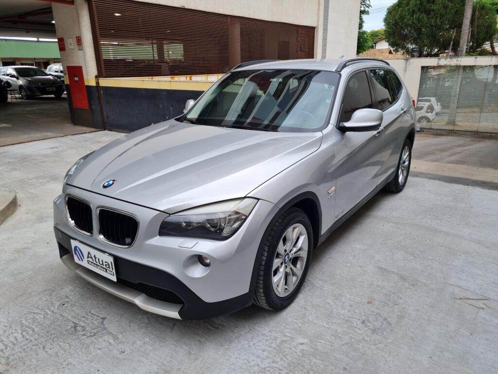 BMW X1 SDRIVE 1.8i 2.0 AUTOMÁTICO Manual